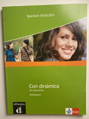 gebrauchtes Buch – María Cecilia Ainciburu – Con dinámica - Competencias y estrategias. Arbeitsbuch