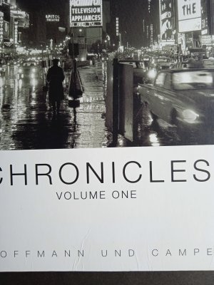 Chronicles. Volume one (ISBN 9783943924121)