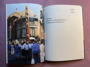 gebrauchtes Buch – Köpke, Wulf; Schmelz, Bernd – Hamburgs Tor zur Welt - 125 Jahre Museum für Völkerkunde Hamburg