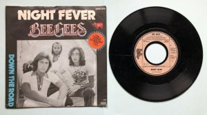 gebrauchter Tonträger – Bee Gees – Bee Gees - Night Fever / Down the Road