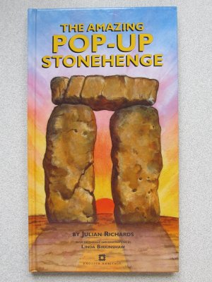 gebrauchtes Buch – Julian Richards – The amazing Pop-Up Stonehenge