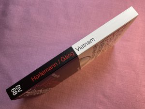 gebrauchtes Buch – Horlemann, Jürgen; Gäng, Peter – Vietnam. Genesis eines Konflikts  + DVD