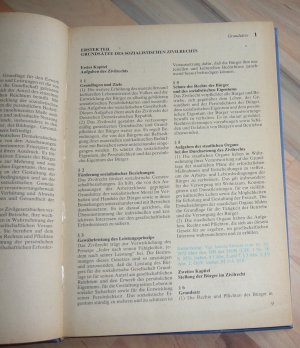 gebrauchtes Buch – Ministerium der Justiz  – Zivilgesetzbuch sowie angrenzende Gesetze und Bestimmungen - Textausgabe