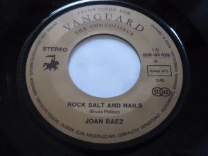 gebrauchter Tonträger – JOAN BAEZ – JOAN BAEZ A) "CARRY IT ON"  B) "ROCK SALT AND NAILS"