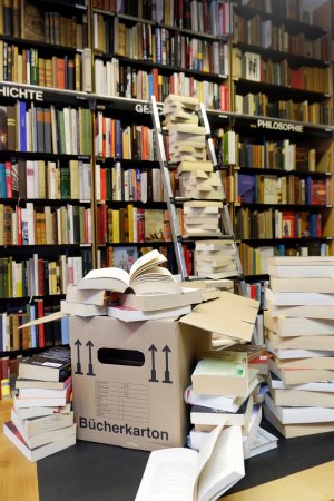 Büchersammlung 50 Taschenbücher Krimis