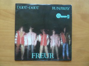 gebrauchter Tonträger – FREUR – FREUR "DOOT-DOOT / RUNAWAY"