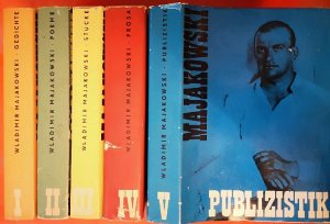 Ausgewählte Werke. Band 1: Gedichte. / Band 2: Poeme. / Band 3: Stücke. / Band 4: Prosa. / Band 5: Publizistik. Aus dem Russ.: Hugo Huppert. Herausgegeben […]