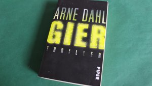 gebrauchtes Buch – Arne Dahl – Gier