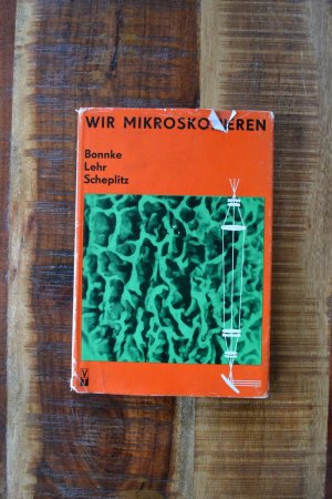 Wir mikroskopieren