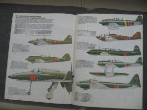 gebrauchtes Buch – Konvolut von 3 Büchern – Die Geschichte der Luftwaffe / Die Bomber kommen / Flugzeugeuge des 2. Weltkrieges