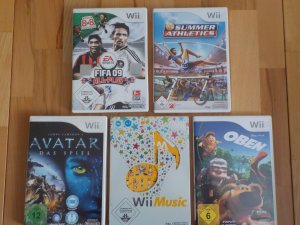 Wii Spielesammlung mit 5 Spielen  Disney OBEN, AVATAR, Wii MUSIC, FIFA09,Athletics