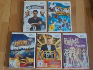 gebrauchtes Spiel – Wii Spielesammlung mit 5 Spielen Schlag den RAAB, TOPSPIN3, BRATZ The Movie