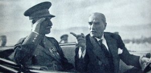 Kemal Atatürk. [Mustafa Kemal Pascha. Muṣṭafâ Kemâl Paşa. مصطفى كمال پاشا.] Leben und Werk in Bildern. Hayat ve Eserine ait Resimler.