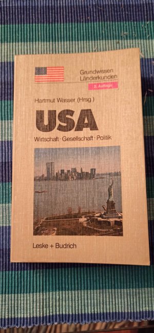 gebrauchtes Buch – Wasser, Hartmut  – USA - Politik · Gesellschaft · Wirtschaft