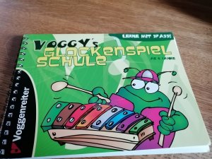 gebrauchtes Buch – Martina Holtz – Voggy's Glockenspielschule - Die Glockenspielschule mit Begleit-CD für Kinder ab 4 Jahren