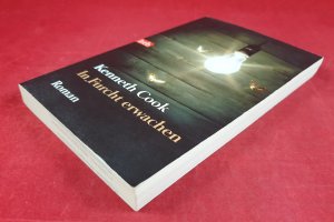 gebrauchtes Buch – Kenneth Cook – In Furcht erwachen