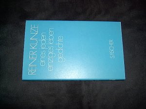 gebrauchtes Buch – Reiner Kunze – eines jeden einziges leben. gedichte.