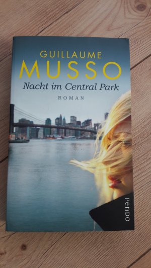 gebrauchtes Buch – Guillaume Musso – Nacht im Central Park