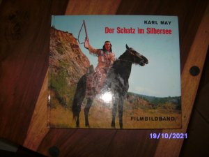 Karl May DER SCHATZ IM SILBERSEE - Filmbildband von 1967 - erschienen im Bertelsmann Lesering - gebunden - guter bis sehr guter Zustand ( 1-2 ) 3 Ecken […]