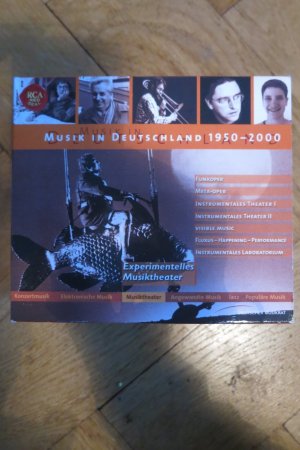 Musik in Deutschland 1950-2000:Experimentelles Musiktheater