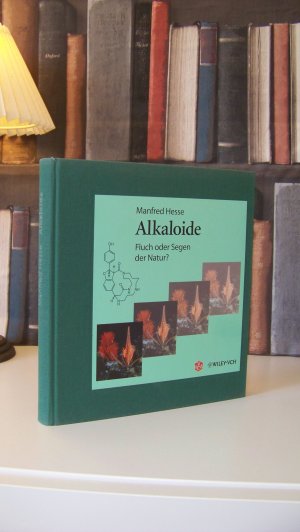 gebrauchtes Buch – Manfred Hesse – Alkaloide