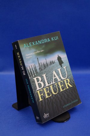 gebrauchtes Buch – Blaufeuer + :::Geschenk:::