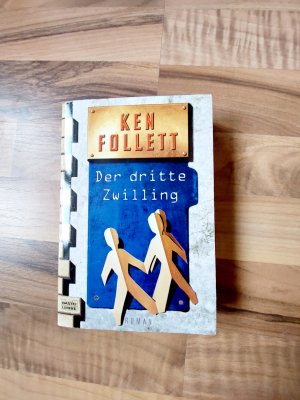 gebrauchtes Buch – Ken Follett – Der dritte Zwilling