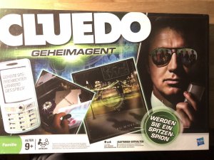 gebrauchtes Spiel – Cluedo Geheimagent 2009 Hasbro Parker 02143100 - ab 9 Jahren - für 2 bis 6 Spieler Spieldauer ca 60 Minuten