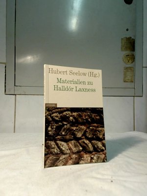 gebrauchtes Buch – Hubert Seelow – Materialien zu Halldór Laxness. hrsg. von Hubert Seelow / Halldór Laxness: Werkausgabe.