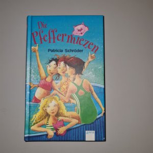 gebrauchtes Buch – Partricia Schröder – Die Pfeffermiezen