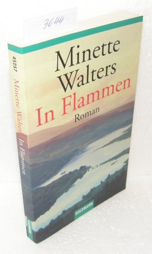 gebrauchtes Buch – Minette Walters – In Flammen