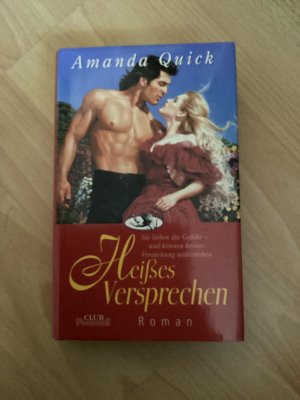 gebrauchtes Buch – Amanda Quick – Heißes Versprechen