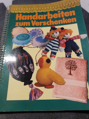 gebrauchtes Buch – Handarbeiten zu verschenken