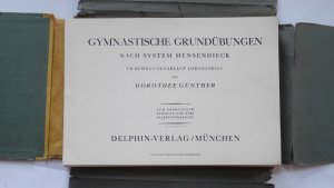 Gymnastische Grundübungen nach System (Bess) Mensendieck im Bewegungsablauf dargestellt zum Gebrauch in Schulen und zum Selbstunterricht .