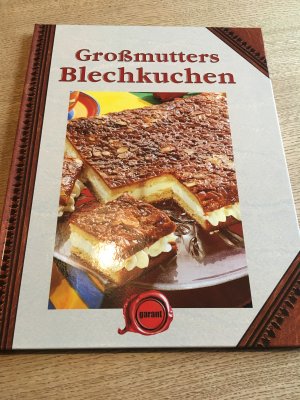 GROSSMUTTERS BLECHKUCHEN