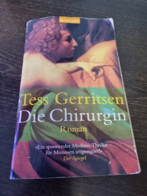 gebrauchtes Buch – Tess Gerritsen – Die Chirurgin - Ein-Rizzoli-&-Isles-Thriller