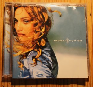 gebrauchter Tonträger – Madonna – Ray Of Light