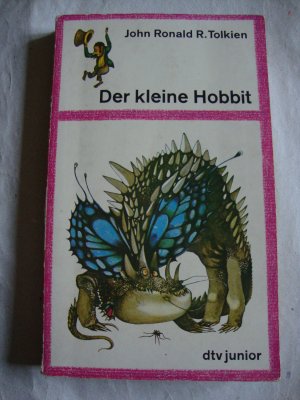 gebrauchtes Buch – Tolkien, J.R.R – Der kleine Hobbit - mit Zeichnungen von Klaus Ensikat, Übersetzung Wolfgang Scherf (dtv Junior)