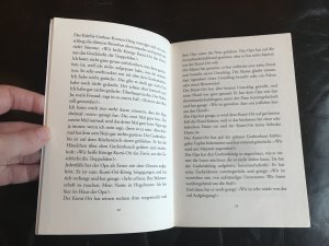 gebrauchtes Buch – Christine Nöstlinger – Wir pfeifen auf den Gurkenkönig - Wolfgang Hogelmann erzählt die Wahrheit, ohne auf die Deutschlehrergliederung zu verzichten. Ein Kinderroman