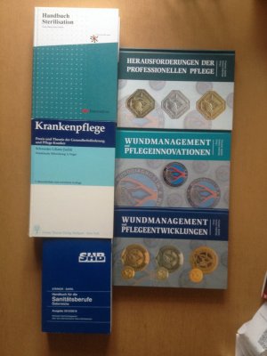 6 Bände): Handbuch Sterilisation. - Lehr- und Lernbuch mit interaktiver CD-ROM. Wundmanagement und Pflegeinnovationen 1 und 2. Herausforderungen der professionellen […]