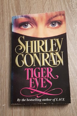 gebrauchtes Buch – Shirley Conran – Tiger Eye