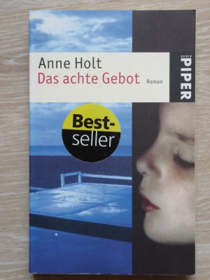 gebrauchtes Buch – Anne Holt – Das achte Gebot