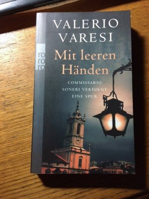 gebrauchtes Buch – Varesi, Valerio 106 – Mit leeren Händen - Commissario Soneri verfolgt eine Spur   106