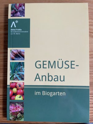 Obstbaukalender auf biologischer Grundlage