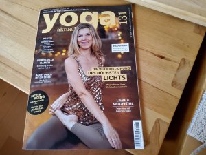 gebrauchtes Buch – Yoga aktuell - Heft Dez 21/Jan 22