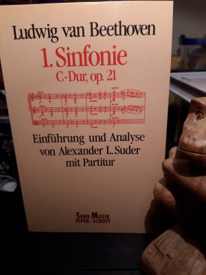 Sinfonie Nr. 1, C-Dur, op. 21 (Partitur mit Einführung und Analyse von Alexander L. Suder)