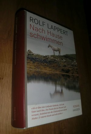 gebrauchtes Buch – Rolf Lappert – Nach Hause schwimmen. Roman