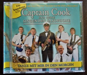 gebrauchter Tonträger – Captain Cook und seine singenden Saxophone – Tanze mit mir in den Morgen - Captain Cook und seine singenden Saxophone