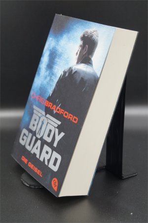 gebrauchtes Buch – Chris Bradford – Bodyguard - Die Geisel + :::Geschenk:::