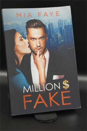 gebrauchtes Buch – Mia Faye – Million Dollar Fake: Ein Enemies to Lovers + :::Geschenk:::